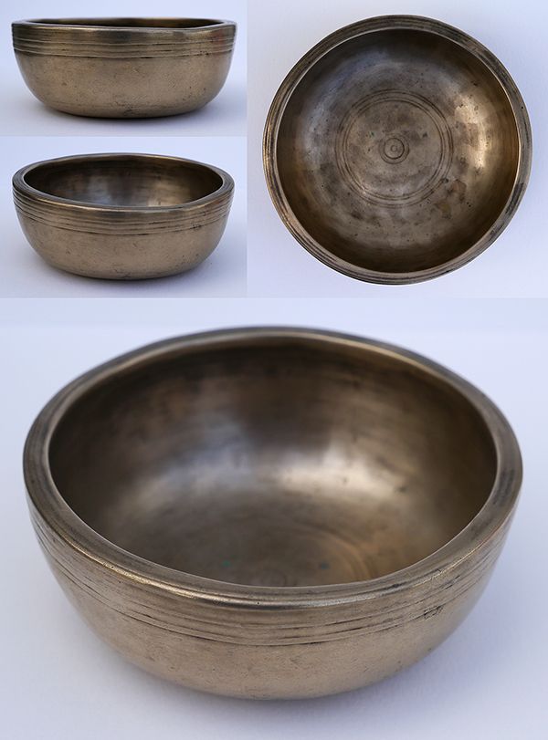 Small Antique Thadobati Singing Bowl – G5 Note