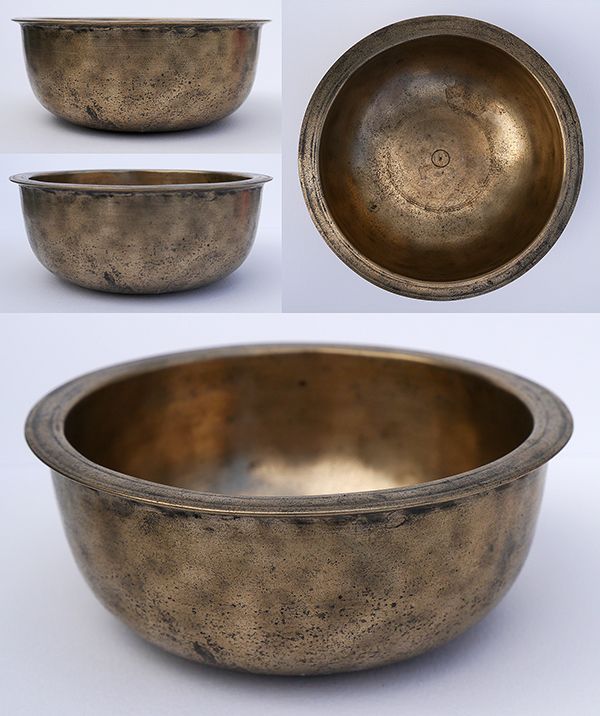 Small Unusual Antique Singing Bowl – Eb5 Note