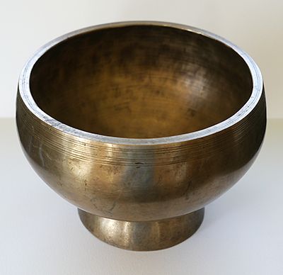 Chakra Set of 6 Antique Naga or Pedestal Singing Bowls