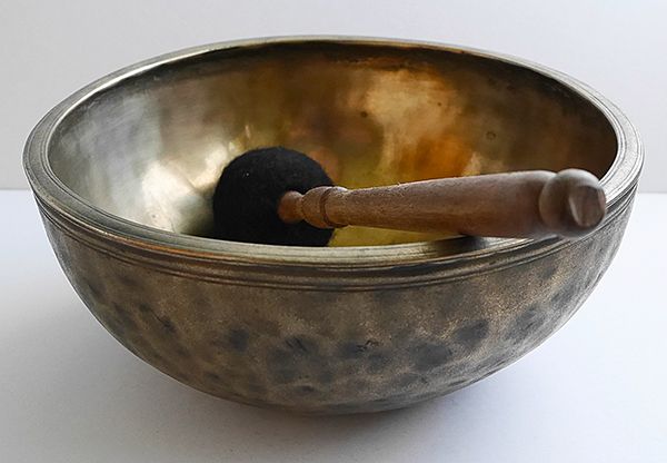 Large 11-Inch Antique Jambati Singing Bowl – F#3 (187Hz)