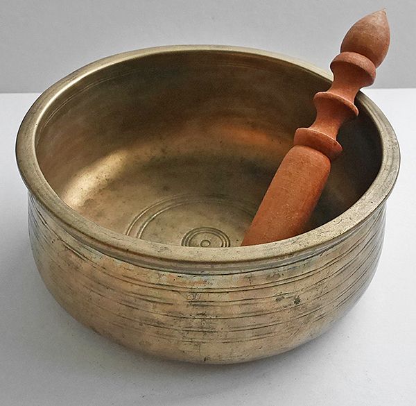 Unusual Conical Flange-Lipped Antique Singing Bowl – F#4 (372Hz)