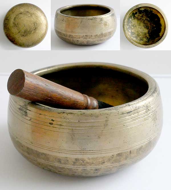 Small Antique Mani Singing Bowl – C#6 (1117-1120Hz)