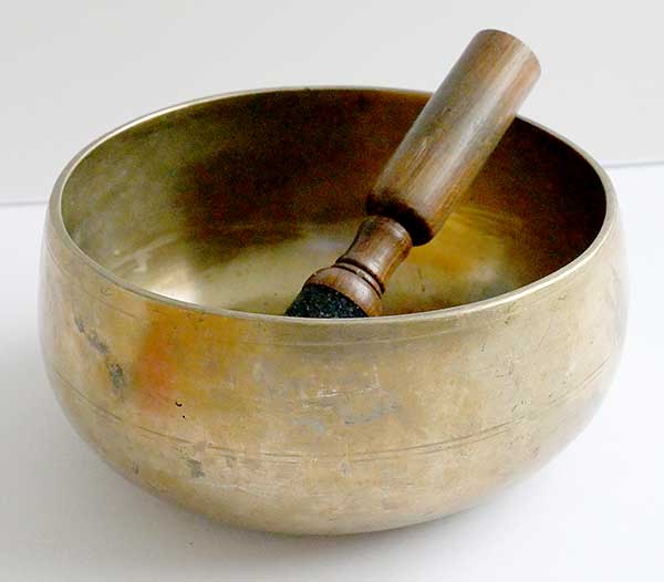 Rare Antique Remuna Singing Bowl – A3 (224Hz)