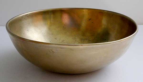 Medium Antique Manipuri Singing Bowl – D3 (147Hz)
