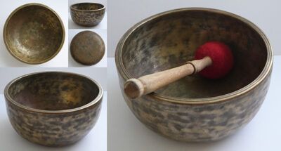 Large Extra-Thick Antique Thadobati Singing Bowl – E4 (338Hz)