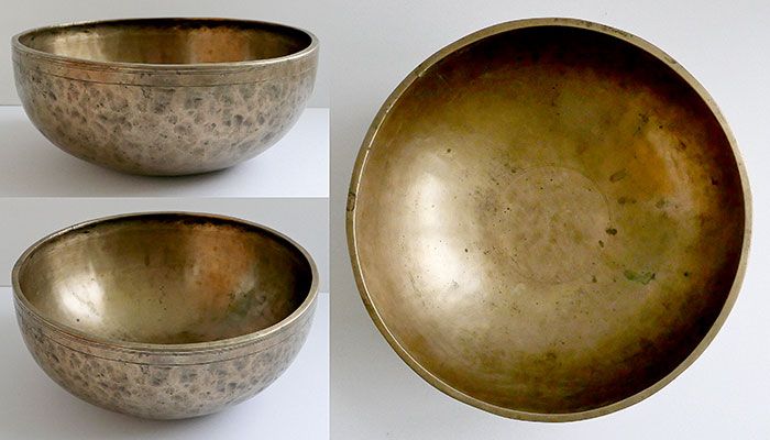 Large 11 ¼” Antique Jambati Singing Bowl – Rare A2 (108Hz) & E4 (336Hz)