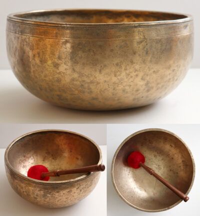 Heavy Large 11 ½” Antique Jambati Singing Bowl – Rare Form & Superb D3 (149Hz)