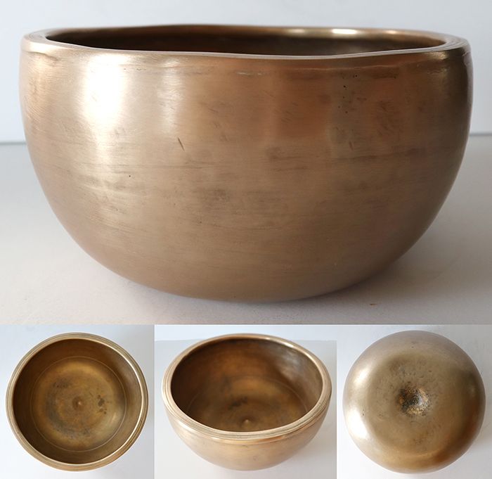 Unique Golden Antique (Circa 1800) Lingam Singing and Talking Bowl – A4/Bb4