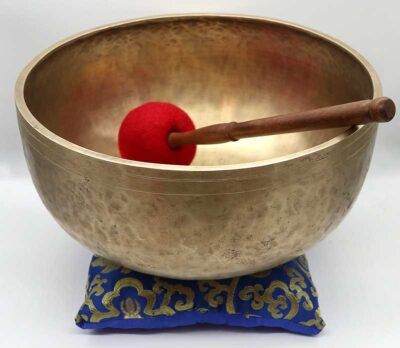 Rare Superior Quality 13 ½” 18th Century Jambati Temple Singing Bowl – Wonderful G2