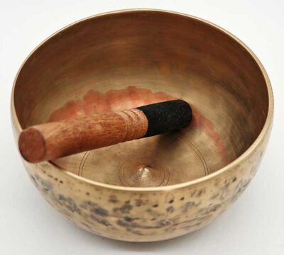 Superb Rare Small Bb4 Antique Lingam Singing Bowl