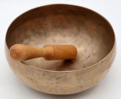 A Charming and Collectable Small Antique Singing Bowl - B3 & F5